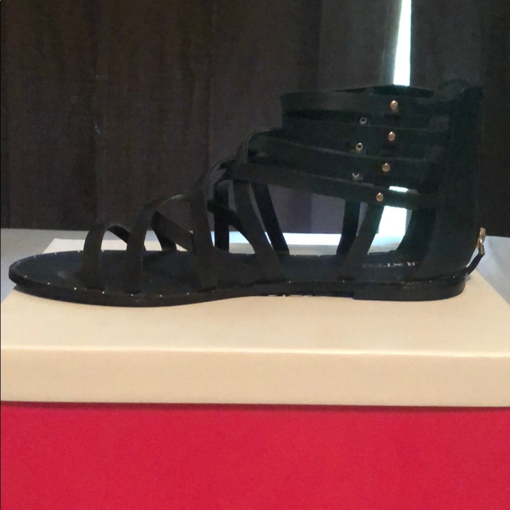 Sandal
